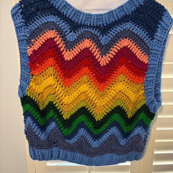 Farm Rio rainbow waves vest - Picture 5 of 6